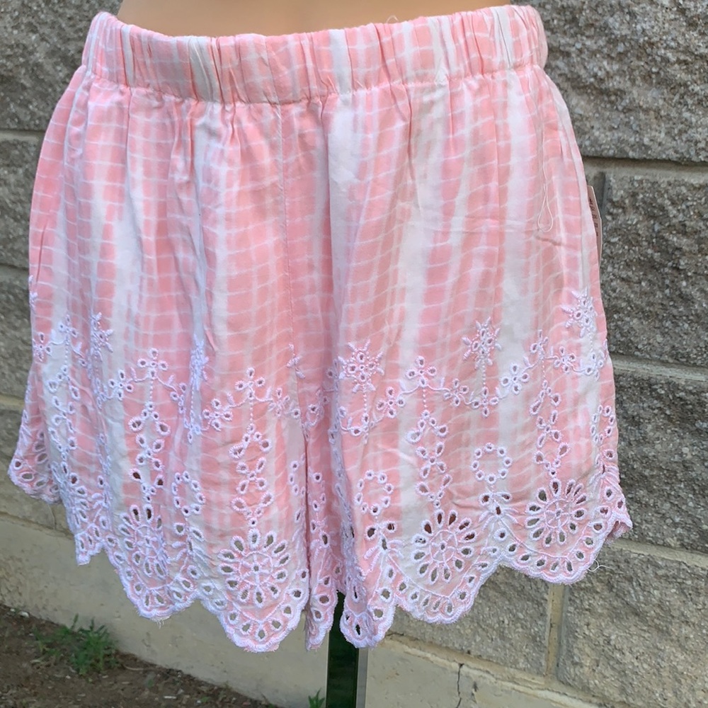 Pink shorts